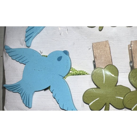 Land Nod Art Photo Clip Crate Barrel Kid Shamrock 72" String Masterpiece Hanging - Picture 4 of 5